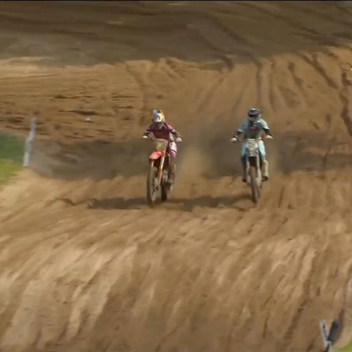 Jett makes the move stick on Deegan ⏭️ 

#ProMotocross #SMX #Honda
