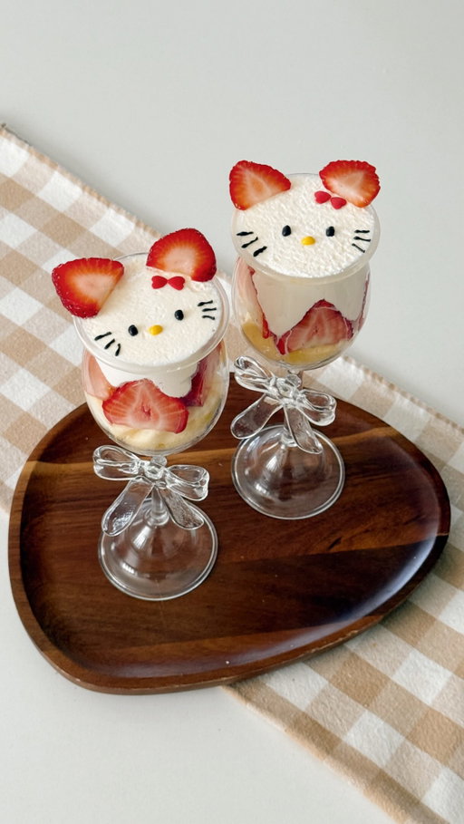 my sanrio shortcake cup series is complete 🎀🍓🍰 which one is your favorite? 

I had to post again because I forgot to include cinnamoroll 😭💙

#sanrio #sanriocharacters #hellokitty #strawberry