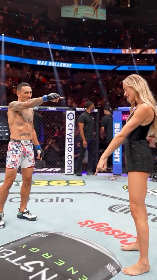 Same energy 👇

@blessedmma | @sophie_cham