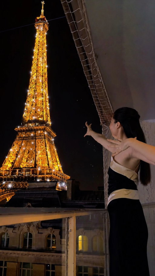 traveled all the way to Paris for this moment… so happy it turned out perfect ✨

#paris #travel #eiffeltower #inspiration #trend