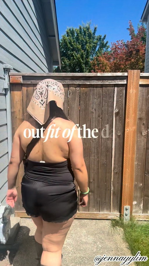 Catch me cuz I’m fallin’ for you 💘

Top: @urbanoutfitters x kimchi blue | dark grey halter top 
Bottom: @zara black lace satin short
Shoes: @amazon dark brown boots 
Banada: @urbanoutfitters beige
Necklace: gold “Jenny” necklace 
Bag: @lululemon brown everything belt bag 

Cambodian-American | Seattle, WA | 5’5 | Size: Large | Shoes: 8
•
•
•
•
#seattlelifestyle #lifestyleblogger #ootd #outfitoftheday #fashionreel