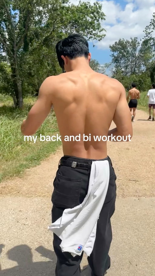 workout for my wings

#gym #workoutroutine #physique #gymtok #fitness