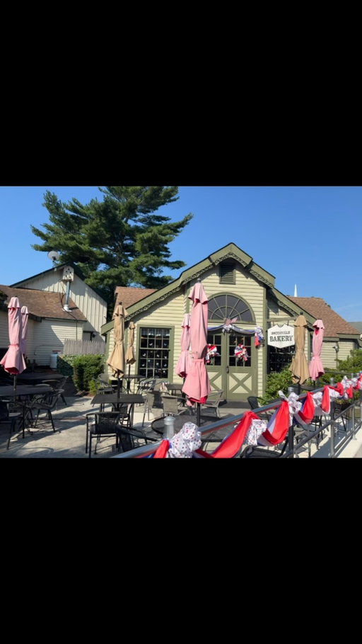 If you’ve never been to Smithville, definitely check it out. It’s such a cute day and night out 🤩#breakfast #inn #historical #daydates❣️ #memories