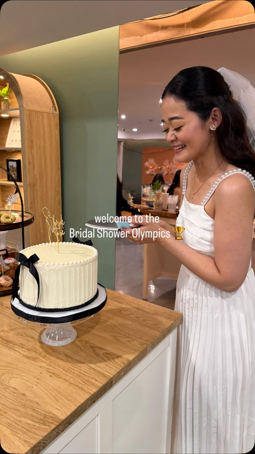 & the gold medal goes to … the brides mom 🏆

now booking 2026 weddings & events ✨

#bridalshower #bridalparty #2026bride #weddingcontentcreator #torontobride