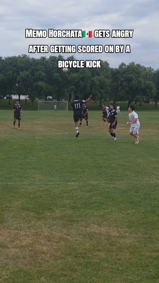 Memo Horchata gets angry and Today we have a special guest @miggiesmallsss_ coming all the way from San Jose to see memo Horchata🇲🇽 get scored on 😭👀 #instareels #soccer #futbol #fut #explore