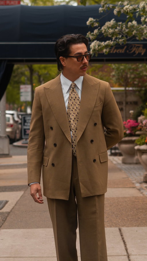 Most men are using the wrong dress shirt button. 
Here’s how to wear it correctly.

#howtowear #menstyletips #howto