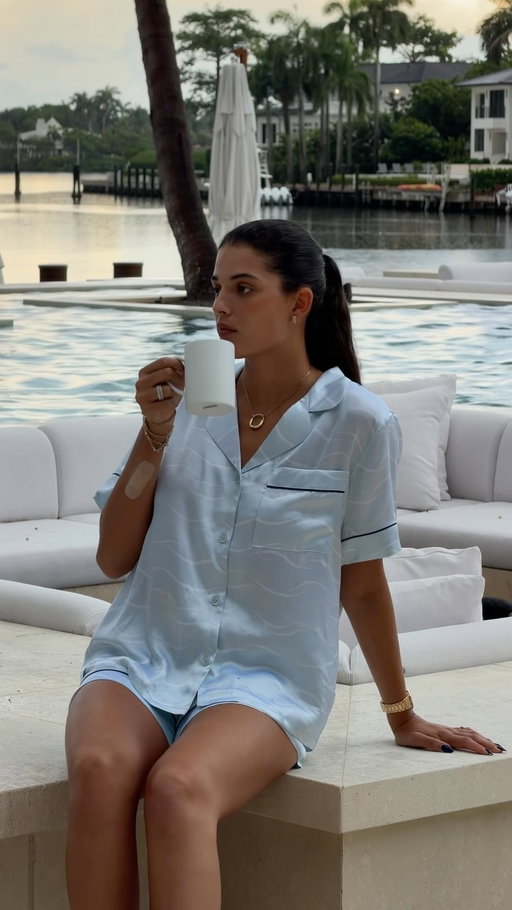 I’ve always believed the best mornings are the slow ones, and this limited-edition Eberjey x The Ritz-Carlton Yacht Collection set makes them feel even more special! @eberjey #eberjeypartner