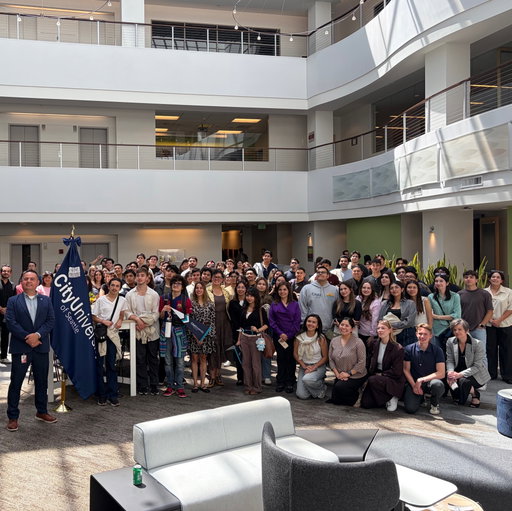 Our Summer Quarter Welcome Lunch & Student Resource Fair brought together Summer in Seattle students, our international community, and CityU staff for a BBQ full of good food and even better company 🍖🌭

So much love seeing new faces and familiar ones connecting over lunch ☀️

Here’s to a great summer ahead, CityU fam 💙

#cityuofseattle #summerinseattle #internationalstudents #welcomelunch