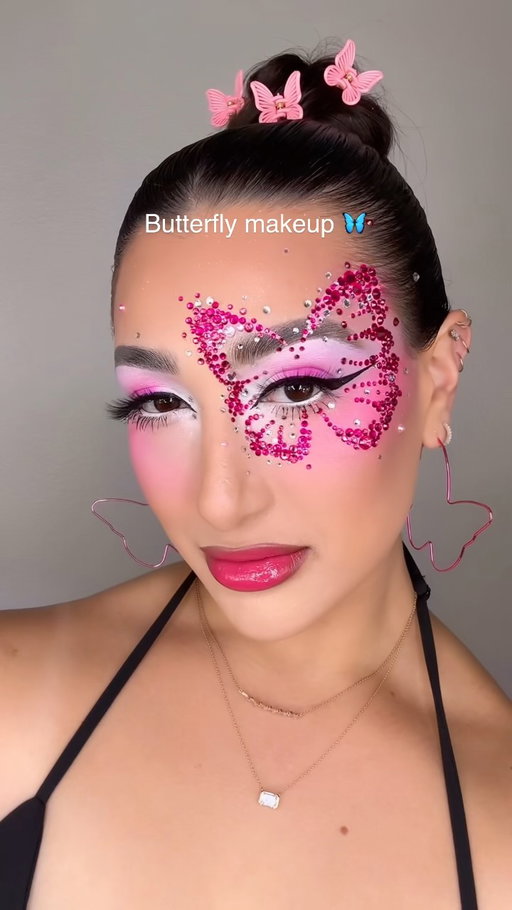 Butterfly Kisses 🦋💖✨
When I saw this butterfly makeup look @sophiasinot created on the queen @zaralarsson I knew I had to recreate it! It was SCREAMING my name. I bet y’all didn’t know I could still get down like this. Obsessed with look ✨

PRODUCT DETAILS 👉🏼

FACE
🦋 @elfcosmetics Thirst Burst Drops
💖 @danessa_myricks Yummy Skin Blurring Balm Powder 
✨ @lorealparis Infallible Cushion Foundation
🦋 @charlottetilbury Airbrush Flawless Blur Concealer &
💖 @toofaced Melting Bronzing & Sculpting Stick 
✨ @Beautycreations Liquid Blush (Pink Thing) 
🦋 @Morphebrushes Cheek Thrills Bronze & Tone Duo 
💖 @kimchichicbeauty Puff Puff Pass Loose Setting Powder *USE CODE “LEXILALAMAKEUP15” FOR 💰 OFF*
✨ @sheglgam_official Insta-Ready Loose Setting Powder (Taro)
🦋 @mcobeauty Miracle Flawless Pressed Powder 
💖 @Juviasplace Blushed & Bronzed Blurring Pro Palette (Vol 2) 
✨ @Maccosmetics Skinfinish Sunstruck Matte Bronzer Powder
BROWS
🦋 @rarebeauty Brow Harmony Brow Gel 
💖 @Dominiquecosmetics Brow Frame

EYES
🦋 @kimchichicbeauty Holy Sharts & Holy Fairytale Eyeshadow Palettes *USE CODE “LEXILALAMAKEUP15” FOR 💰 OFF*
💖 @glisten_cosmetics Bliss Palette 
✨ @trixiecosmetics Play Pigment Matte Liquid Pigment (Player One) 
🦋 @makeupamruder Liquid Eyeshadow (Sew Me Up) 
💖 @exocosmetics Just The Tip Liquid Eyeliner 
✨ @rudecosmetics Super Fantastic Multipurpose Makeup Pencil (SuperWhite)
🦋 lilylashes 3D Faux Mink Lashes (Paris) 
💖 @jelliwinkcosmetics Graphic Paint Pot (Whimsey) - Used to draw the butterfly outline 

GLITTER/SPARKlE 
✨ @Sheglam_official Go Go Glow Highlighting Body Mist (Love Bomb)
🦋 @jelliwinkcosmetics Loose Chameleon Pigments (Snow, Rouge, Ultraviolet 

LIPS 
🦋 @povbeauty Contour It Lip Pencil (Bon Bon) 
💖 @colourpopcosmetics Hyper Shine Glossy Lipstick (Pink it Over)

Makeup, Makeup trends, Creative makeup, Pink, Butterfly makeup, Makeup inspo, Zara Larsson, Rhinestone makeup #zaralarsson #creativemakeup