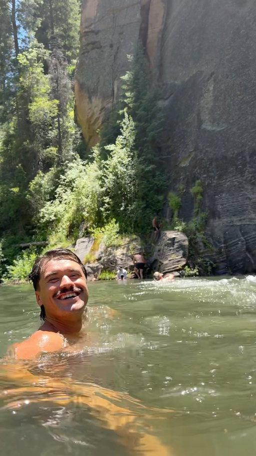 Believe it or not, this is Arizona. Would you hike here? #arizona #travel