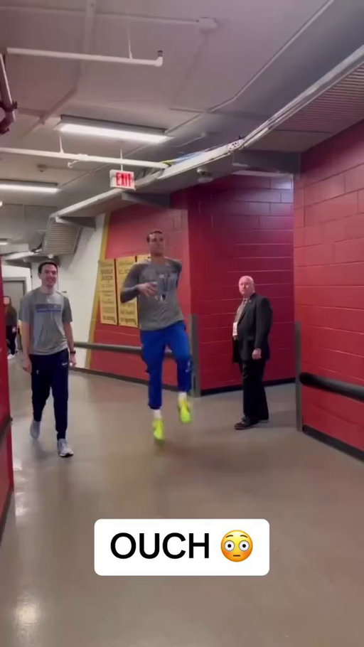 😮 

(via @dallasmavs)