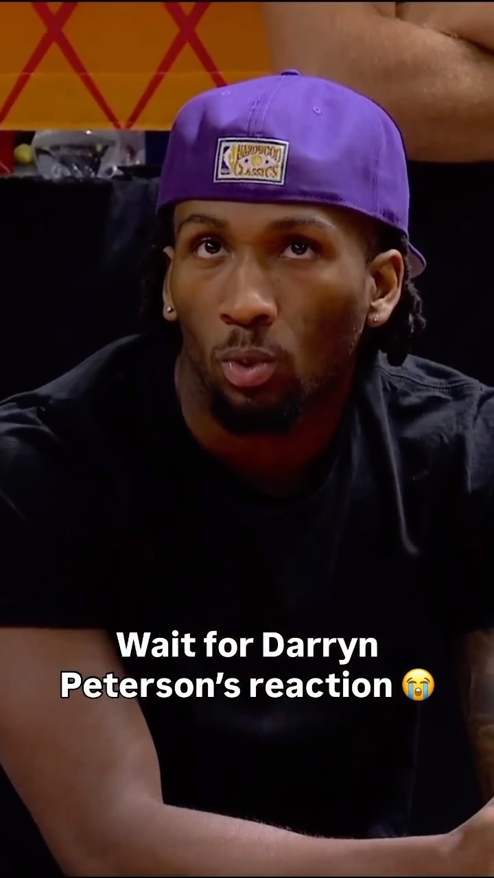 DP knew Caleb Wilson’s dunk was tuff 😂🔥 

#nba #basketball #calebwilson #darrynpeterson #bulls