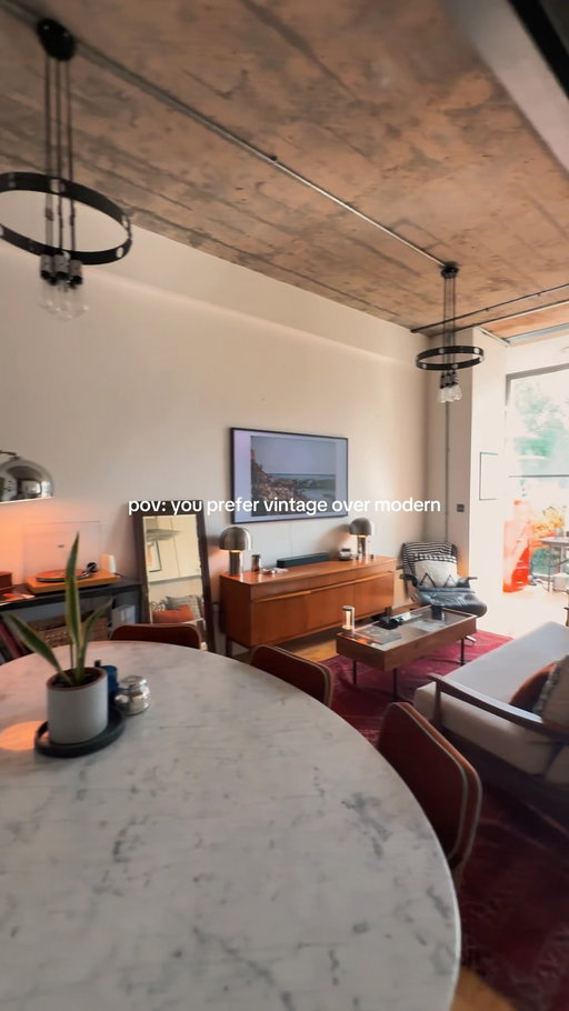 Completing the look 🙌

#apartmentaesthetic #midcenturymodern #foryou #interiordesign #boyandgirlapartment apartmenttherapy couplehome loftdecor nycapartment classiccar carsofinstagram
dreamcar v8 mercedes carlover 350sl classic cars convertible automatic MercedesSL SL German 1970s retro