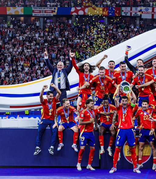 HAGAMOS

#VamosEspaña | #CopaMundialFIFA

GRANDE

#VamosEspaña | #CopaMundialFIFA

OTRO

#VamosEspaña | #CopaMundialFIFA

CATORCE

#VamosEspaña | #CopaMundialFIFA

DE

#VamosEspaña | #CopaMundialFIFA

JULIO

#VamosEspaña | #CopaMundialFIFA