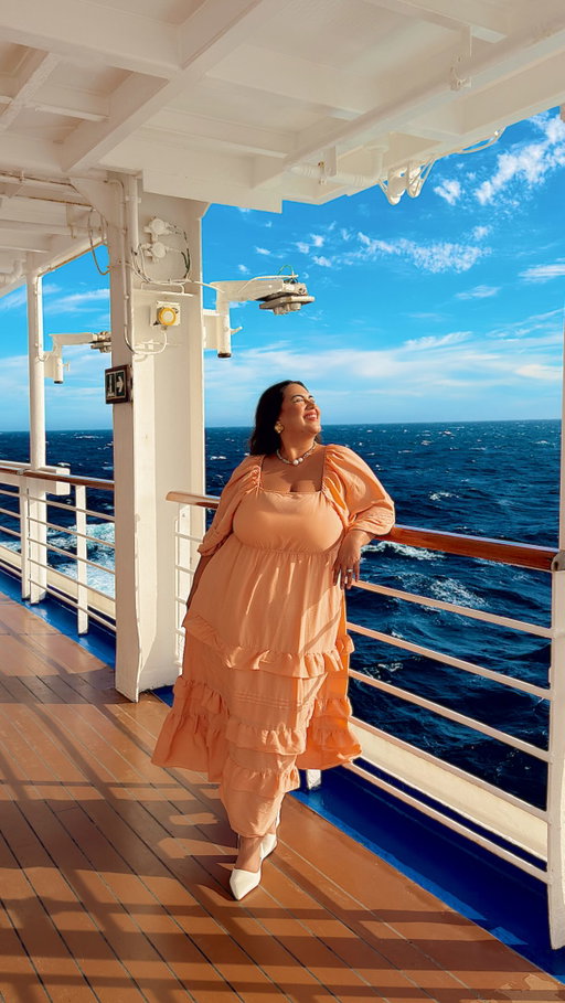 GRWM on my cruise balcony 🚢🌊🏝️☀️

here’s my makeup lineup ✨
@anastasiabeverlyhills dipbrow pomade 
@lorealparis infalliable concealer 
@yslbeauty blur primer
@colourpopcosmetics pretty fresh tinted foundation balm 
@esteelauder double wear foundation
@trestique blush stick (st barths pink)
@elfcosmetics soft glam cream bronzer
@onesize finishing powder (running low :()
@elfcosmetics powder blush palette 
@essence_cosmetics lash princess mascara 

Literally going to miss getting ready and seeing the ocean every single day. Counting down the days until my beach getaway. 🩵

🏷️
#latinatraveler #beautyugc #vacationmakeup #vacationoutfitideas #plussizefashionista