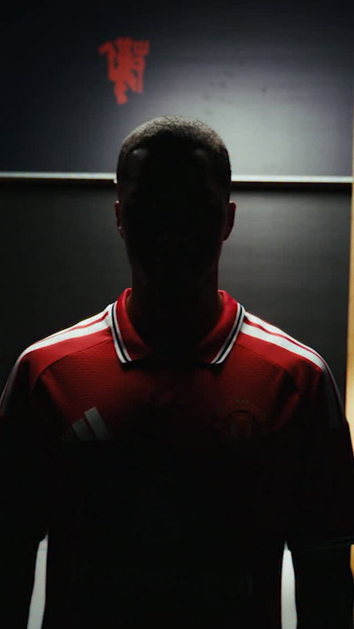 ☎️ When Manchester United call, you don’t think twice.