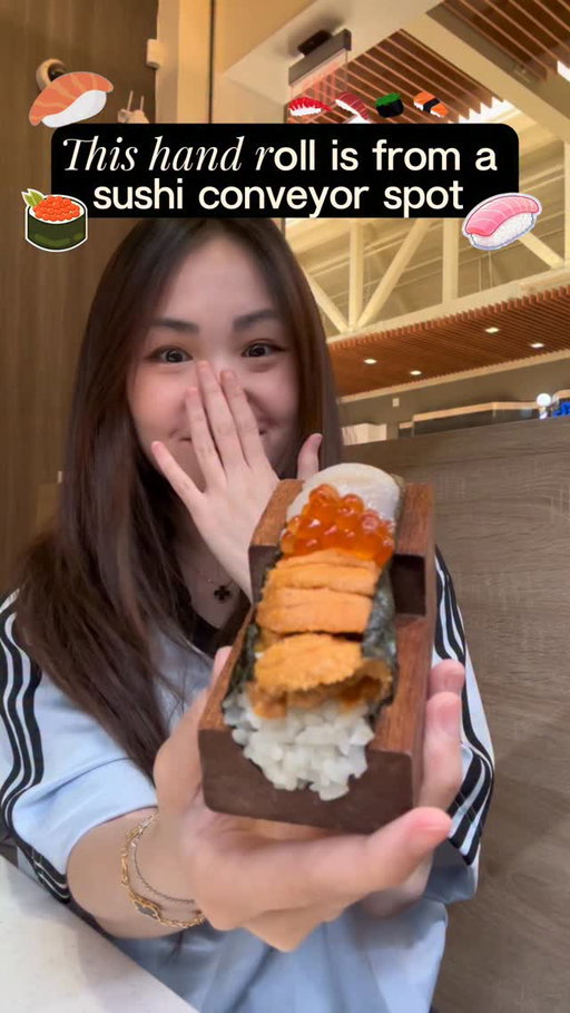 Hidden gem sushi spot in Factoria Mall 🍣✨

I tried their seared salmon a while back and loved it so much that I had to bring my mom and sister back! They have some of the best seared salmon I’ve had, with like FIVE different seared salmon options to choose from. 🤤

And I was honestly shocked by all the premium offerings—they have uni, ikura, and hand rolls that look way fancier than you’d expect from a conveyor belt sushi spot. Definitely a spot worth checking out!

📍Sushi Omiya, 
3928 Factoria Square Mall SE #B4