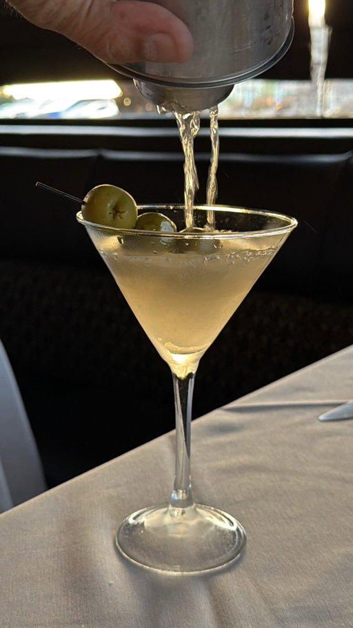 save for your next $100 date night at @mastrosofficial 💫🍸

From June 1 through September 24 you can get an exclusive three-course menu on Mondays through Thursdays for $100 per person across all three Valley locations – Mastro’s City Hall, Mastro’s Ocean Club and Mastro’s Steakhouse. 

#steakhouse #datenight #azfood #hosted