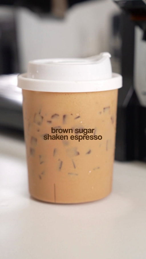 if I could only choose ONE coffee…it would probably be this 😭🤌🏻✨

brown sugar shaken espresso has had my heart for the longest time, always! 🥹

— Double shot espresso
— 15-20ml brown sugar sauce
— A dash of cinnamon powder
— Add ice and shake it
— Ice and 150ml milk of choice

.

#brownsugarshakenespresso #coffeegram #homecafemalaysia #shakenespresso #takeawaycoffee