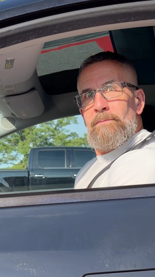 POV: You get caught in the Target parking lot… 😳🥤

@transparentlabs 100% Whey protein Isolate Link in bio with discount code👌🏼

#proteinshake #funny #caught