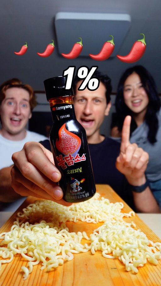 Buldak 1% vs 1,000% 🔥