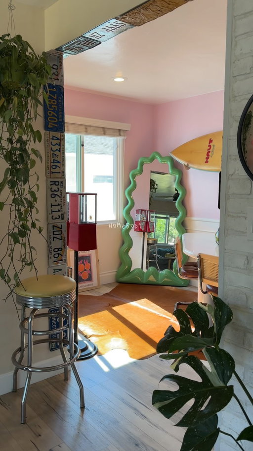 I love my colorful funky beach shack home 🌟

#apartmenttherapy #interiordesign #colorfulhome 

ib @mi.ahome