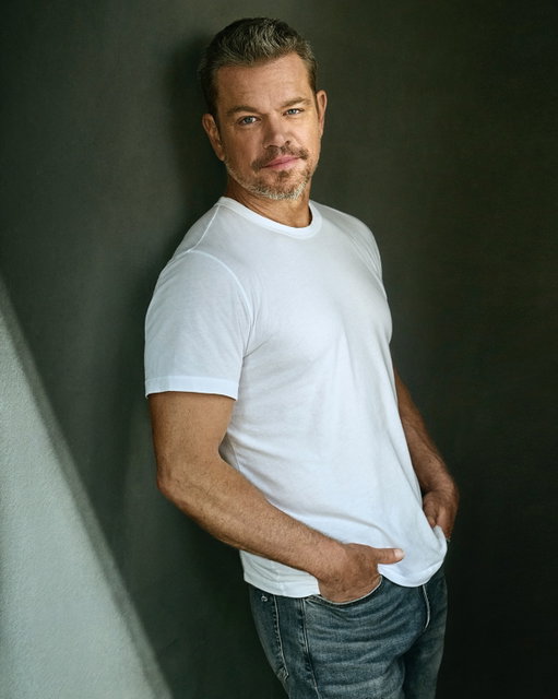 Matt Damon for the latest issue of People Magazine.
I last shot Matt 22 years ago and I remember it like yesterday, that same great smile.
I remember flying back from Italy with those 120 rolls of film, that was always nerve wracking.
This time around 15 minutes at a hotel during a press conference, shot a little over a week ago and out already.
A massive thank you to Ilana for bringing me onboard for this one and Jen thank you for getting me back in the room with Matt.
I can’t wait to see The Odyssey in the cinema in all its IMAX glory.
Shot exclusively for @people .
Photographed by @gavinbondphotography @copiousmgmt 
If you only have 15 min and one look, keep it classic.
Can’t beat the perfect white T and some great jeans.
Styling @slimecityangels .
Grooming @nancycialdella .
Set design @_crumz @robstraussstudio 
Thank you Matt for making this effortless.
@choicelove for the behind the scenes moments.
Photographed using @leica_camera @leicacamerausa