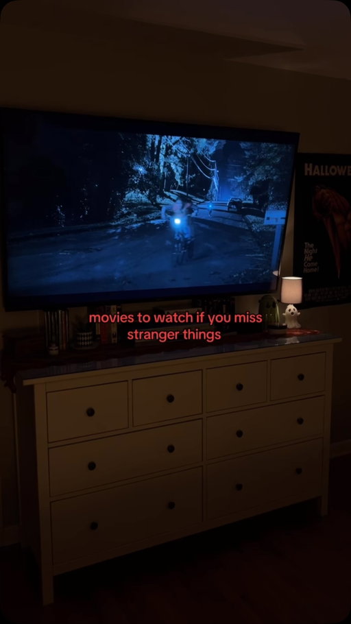 movies to watch if you miss stranger things 🎥✨
•
or you can always just restart the show!! 
•
some movies that make me think of stranger things and give that same era/vibe!! 
•
•
•
•
#moviereccomendations #movienightideas #strangerthings #cozymovienight #movienights
