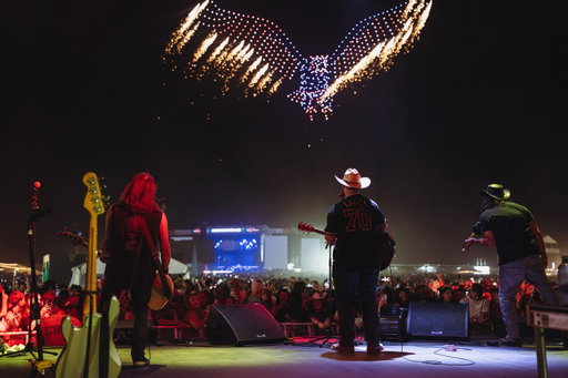 Take your event to new heights. ✨ Our custom drone shows create unforgettable moments and leave a lasting impression. If you're looking for a one-of-a-kind experience at your next event, let's make it happen. Contact info@southernentertainment.com to learn more or click the link in bio.