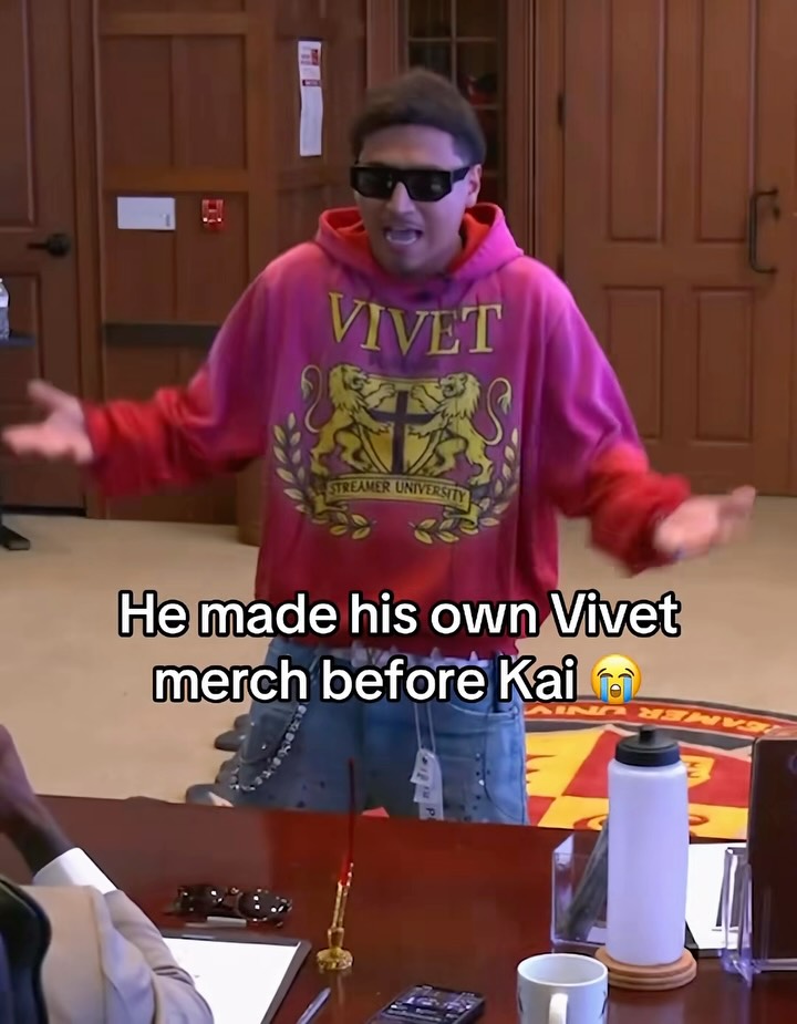 Bro really pulled up to Streamer University wearing his own Vivet x Streamer University hoodie 🤣🥀