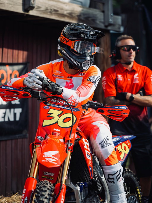 Hey guys so that was it for promotocross series…

This one hurts a lot especially finally climbing back to winning level and this happened right away. One thing I feel confident is that no matter where the starting point or any circumstance I will find a way. Thank you to the team/family/fans we’ll be back soon🙏🏻

@align.with.us