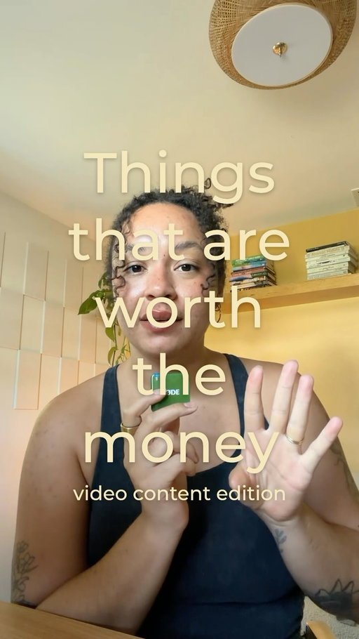 I have lots of content gadgets, and these are the ones that are worth every penny 🤳🏽
⁠
Comment “FAVES” if you want the links to anything I mentioned!⁠
⁠
#videocontent #contentcreation #foundercontent
