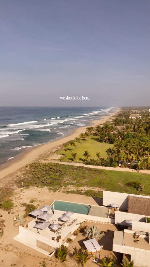Somewhere off the coast of Oaxaca 🇲🇽

Comment TALA for more info on this beautiful brand new 8 bedroom villa in Puerto Escondido!