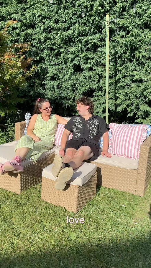 AD You know where you can find us from now on ! ☀️ obsessed with our little garden set up, @argos has the most gorgeous affordable garden accessories 🐟🌸