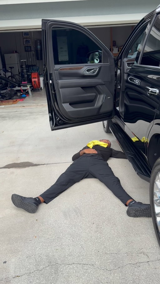 Detailing in 100 degree Florida weather 😂 

I hope bro is okay…

#fyp#funny#detailing#palmbeach#broward