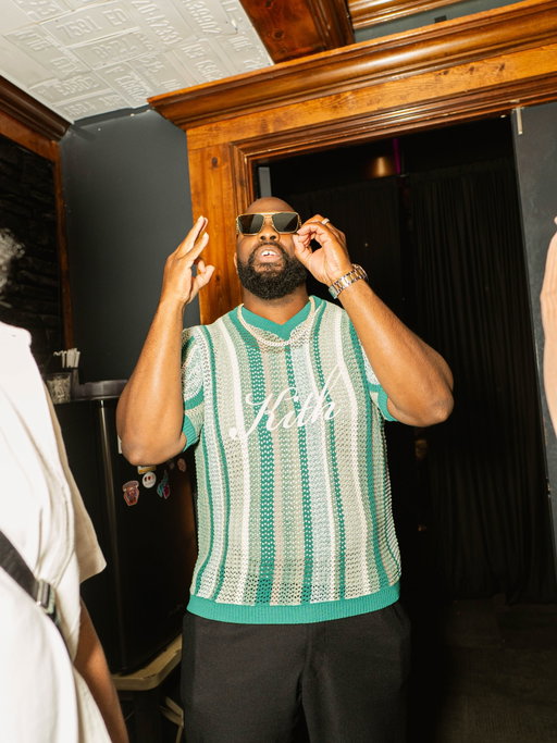 I been blowing through the money like it grow on trees 🌴🍕🍽️🚢