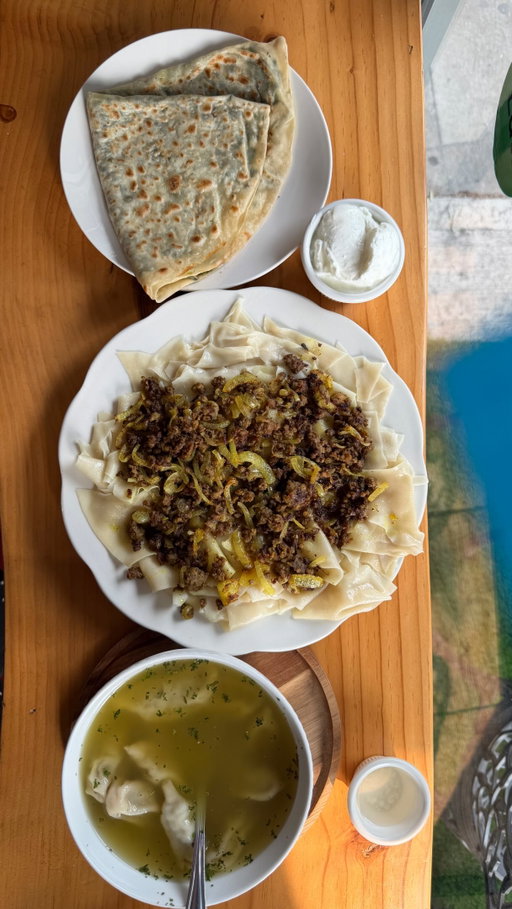 Let’s get some Azerbaijani food in Brighton Beach!🇦🇿

📍Merci Baku: 1077 Brighton Beach Ave, Brooklyn, NY 11235

Dishes ordered: 

- gurza (dumplings in soup)
- hengel yarpaq (pasta sheets with ground lamb, onions and yogurt)
- qutab with greens (stuffed flatbread)
- Azerbaijani baklava

@merci_bakunyc 

(Special thanks to my server Furkan for being so helpful!) 

#nycfood
#brooklynfood
#hiddengems
#brightonbeachbrooklyn 
#azerbaijanifood