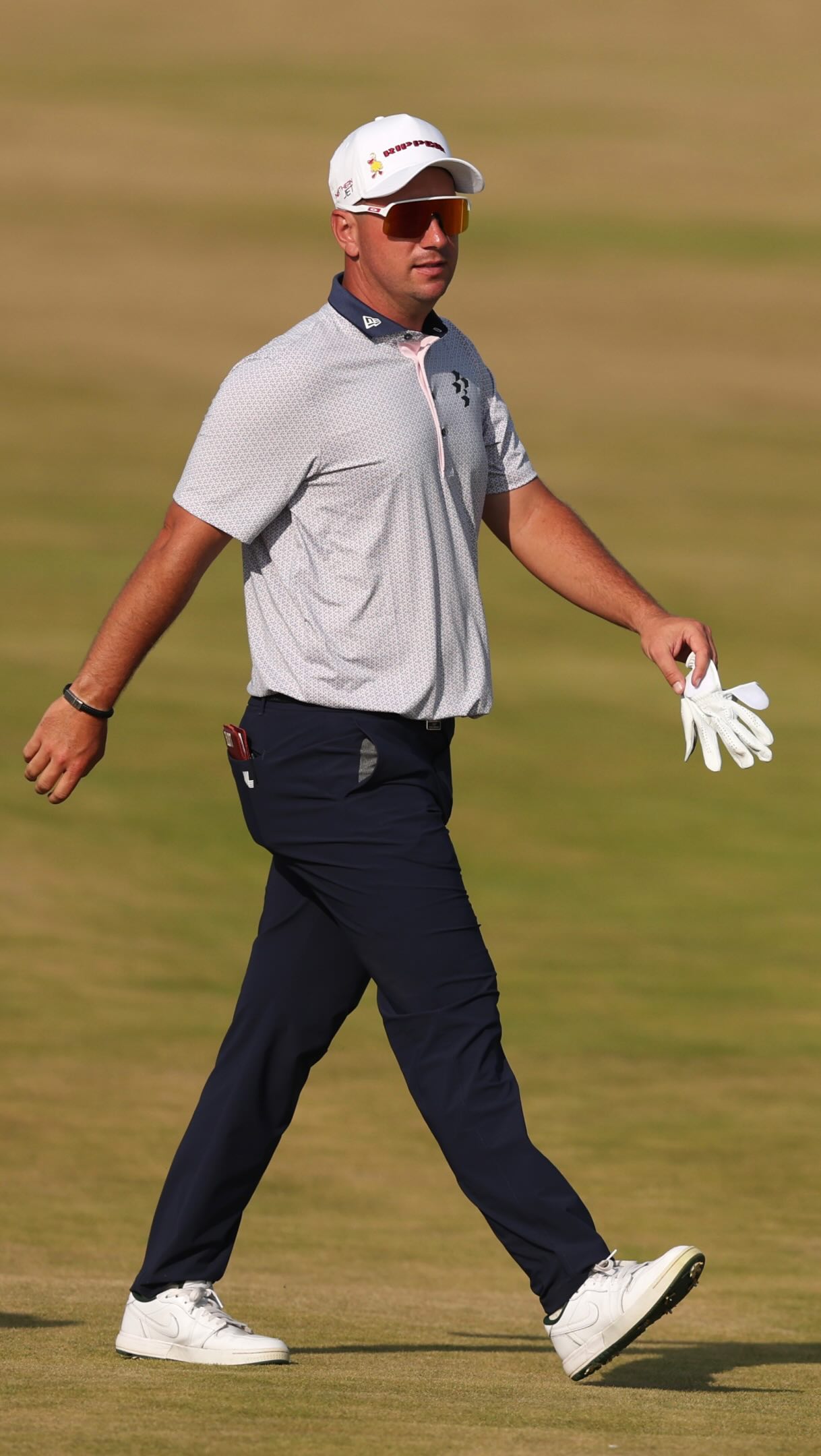 Lucas Herbert makes his move. 

-5 through seven holes at Royal Birkdale.