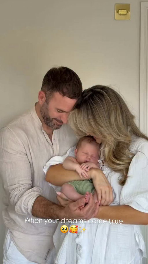 When everything you’ve ever dreamed of is finally in your arms 🥹🥰✨

We had Wylders newborn shoot at home this morning @laura.walshphotography 
I can’t tell you how many times I’ve already watched this clip and cried happy tears, I still can’t believe he’s here & he’s ours🥹
Laura done my nephew Noah’s shoot back in October and I loved his photos so I’m so excited to see Wylder’s, he slept the whole way through it ✨