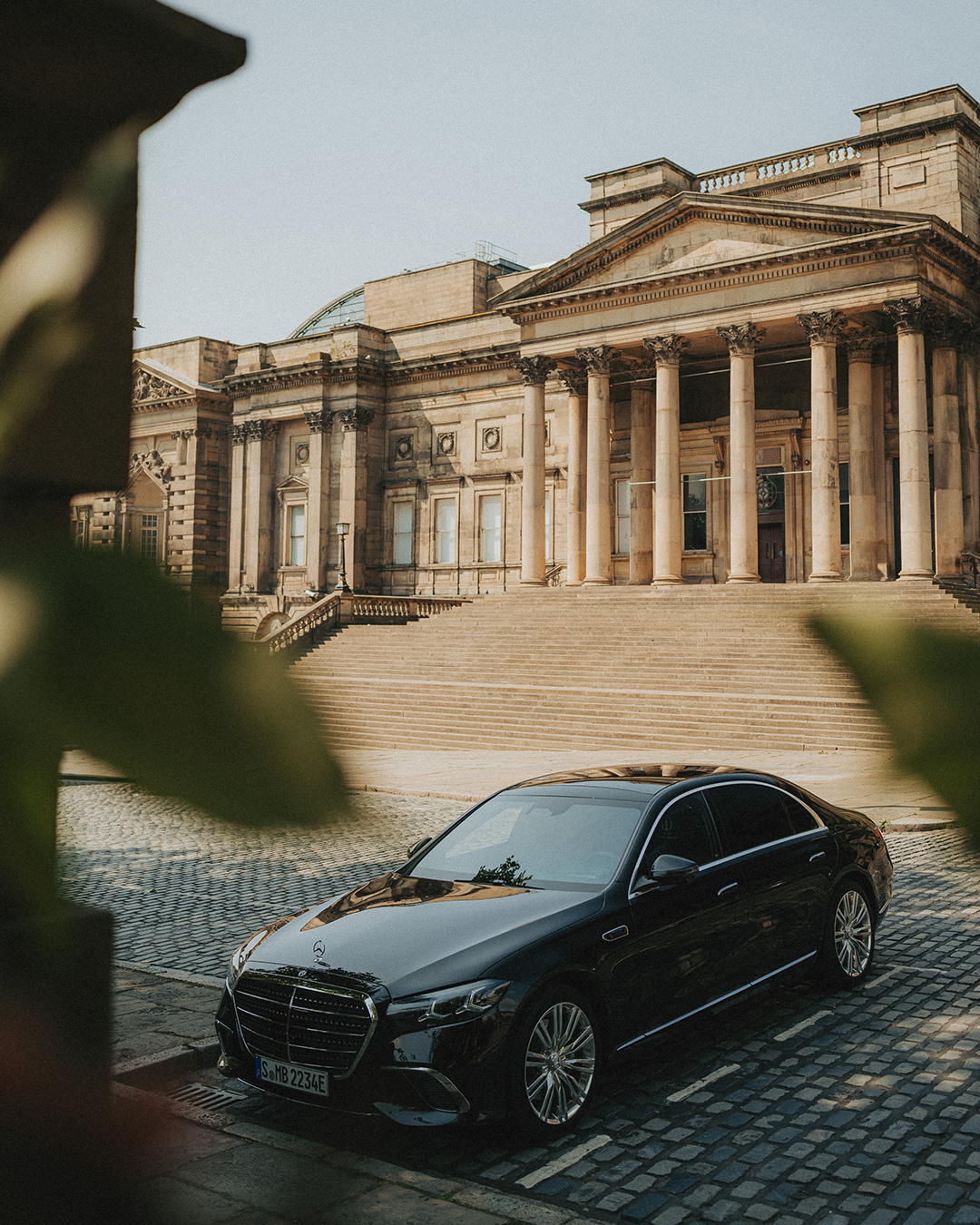 The #SClass is the perfect drive to The 154th Open at Royal Birkdale ⛳🏌 @theopen

#MercedesBenz #WelcomeHome #140YearsOfInnovation