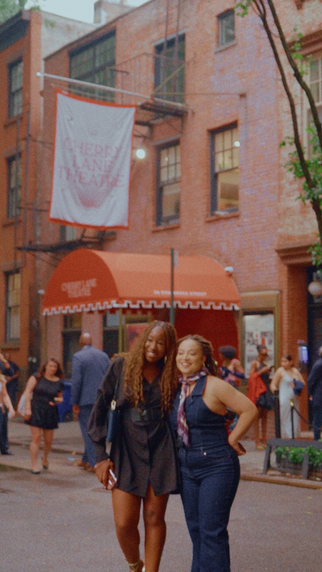 Happy Opening Night to 𝗦𝗛𝗜𝗙𝗧𝗘𝗥𝗦, a fierce and electrifying romance written by Benedict Lombe and directed by Lynette Linton. Starring Heather Agyepong and Daniel Ezra. 

Don’t miss this stunning story of love, loss, and time. Now playing at New York City’s historic @cherrylanetheatre. 

Tickets are on sale at CherryLaneTheatre.org through August 30th.