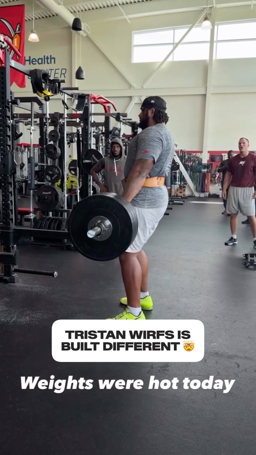 @tristan_wirfs74 hang cleaning 365 pounds like it’s nothing 💪