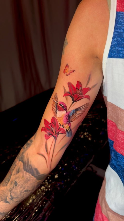 Color, movement and nature in one piece❤️‍🔥

Another hummingbird for @poliszka_tattoo collection!
Would you get a colorful tattoo like this? Send us a DM and let’s make it happen! ✨

📍 SANTA PONSA, MALLORCA
📞 +34624036642
