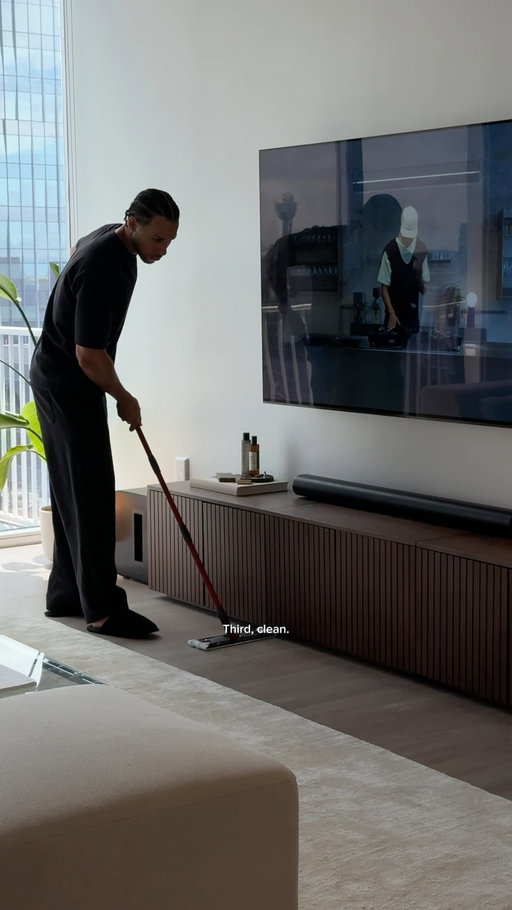 #ad My best piece of floor cleaning advice is to use @ocedarclean H2prO Flat Mop so you can stop mopping with dirty water. 100% separation of dirty and clean water and the dirty water dump proves it. #OCedarPartner