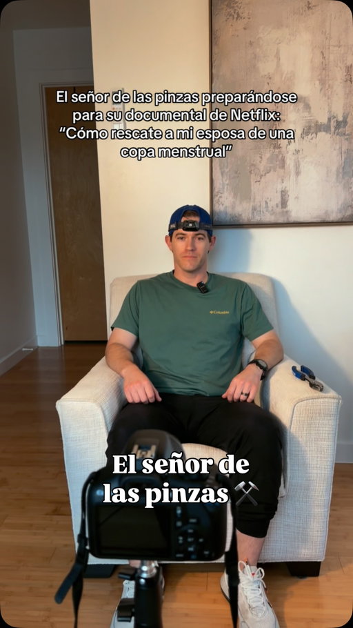 “Y me convertí en ingeniero menstrual certificado”. @ajbarry13 @netflix 
Próximamente entrevista completa en mi canal de la plataforma roja. Link en mi perfil. #copamenstrual #storytime #elseñordelaspinzas
#netflixdocumentary #documentaldenetflix