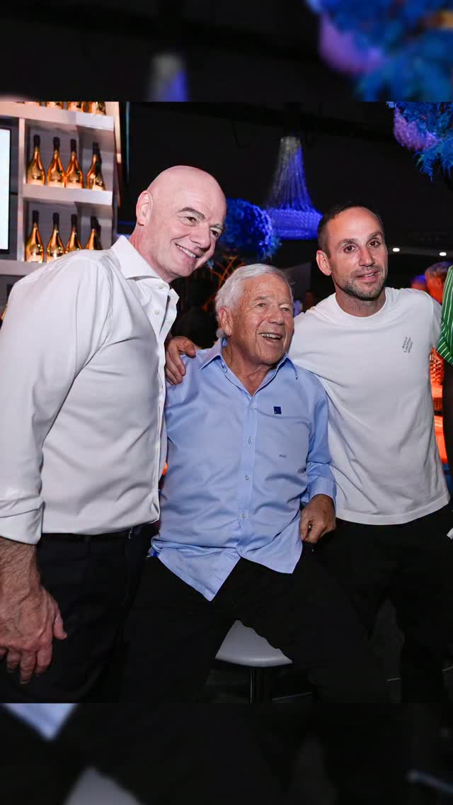 The Fanatics Fest was buzzing with excitement as fans came together for football - among other sports and entertainment activities - in 🇺🇸 New York City ahead of an historic weekend. 🤩

Everyone is excited for an incredible @fifaworldcup Final this Sunday, including @fanatics CEO Michael Rubin, @patriots owner Robert Kraft, @efc_football Chairman and @psg President Nasser Al-Khelaifi, @fcbarcelona President Joan Laporta, @nba Commissioner Adam Silver, and @nfl legend Tom Brady. ⚽❤️ 

Thank you to the team at Fanatics and @michaelrubin for the amazing hospitality! 🤗