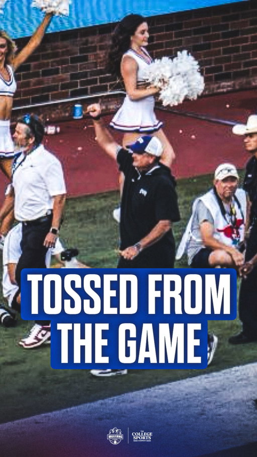 The fans understood the assignment when they heard the call 😂 

•
•
•
•
#PonyUp #PonyUp🐎 #SMU #SMUFB #Dallas