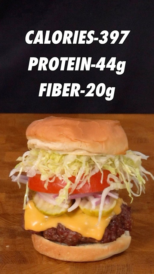 Cheeseburger for under 400 calories.

• 5 ounces or 140g of 93/7 ground beef
• 1 keto bun (@lewisbakeshop is what I used)
• 1 slice of reduced fat American cheese( this can be hard to find and the calories can vary from brand to brand. For an extra 27 calories you can use a regular @kraft_brand Deluxe slice)
• 20g of Light Mayo(10g in the meat and 10 on the bun @hellmannsmayonnaise )
• Lettuce
• Red Onion
• Tomato
• Pickles(I used @claussenpicklesofficial )

The weight of the veggies will vary for you up or down but it is an almost minuscule amount of calories. 

#lowcalorie #highprotein #burger #cheeseburger