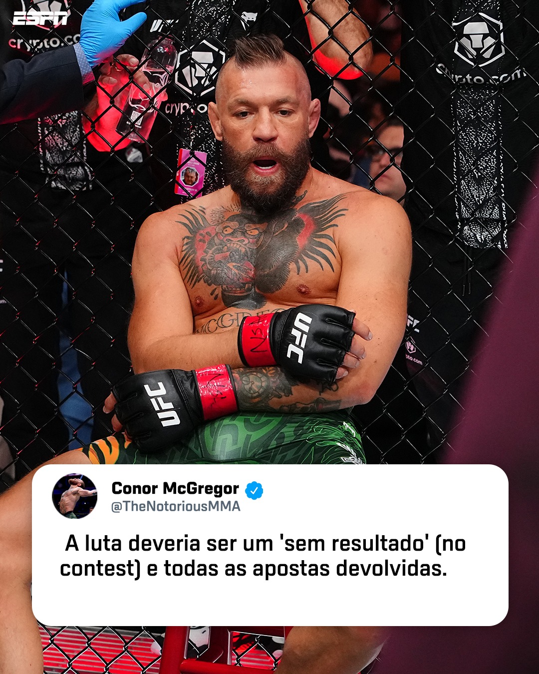 DESABAFO DE MCGREGOR NAS REDES 🗣️🥊

Abalado pelo desfecho da luta contra Max Holloway no UFC 329, após cinco anos de preparação para o retorno ao octógono, Conor McGregor usou as redes sociais nesta semana para desabafar e fazer uma cobrança inédita. "A luta deveria ser declarada 'sem resultado' (no contest), e todas as apostas deveriam ser devolvidas", escreveu o irlandês.

No X, McGregor também respondeu a seguidores para negar que já estivesse lesionado antes do combate, classificando essa informação como "um absurdo".

Além disso, relembrou sua primeira luta contra Holloway, em 2013, quando sofreu uma lesão no joelho durante o segundo round, mas conseguiu seguir até o fim. Segundo ele, a diferença para o duelo no UFC 329 foi a perna afetada.

#ESPNKnockOut #ConorMcGregor #MaxHolloway #UFC329