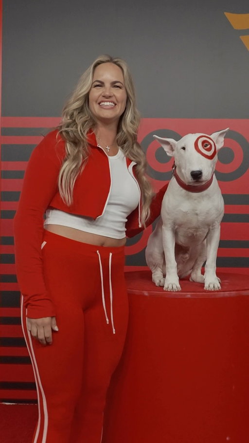 @target didn’t miss at Fanatics Fest! Came for the fits, stayed for Bullseye #targetpartner #targetxfanaticsfest 🐶🎯